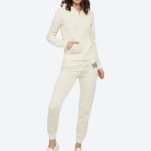 Juciy Couture Black Label LONG SLEEVE LUXE CROWN VELOUR ROBERTSON 2 piece